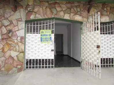Casa com 2 Quartos para alugar, 90m² no São Joaquim, Contagem