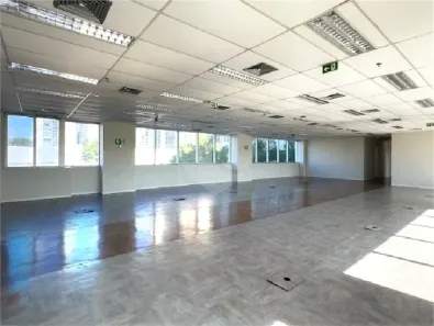 Sala Comercial para alugar, 457m² no Vila Cordeiro, São Paulo