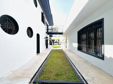 Casa com 12 Quartos para venda ou aluguel, 530m² no Alto de Pinheiros, São Paulo