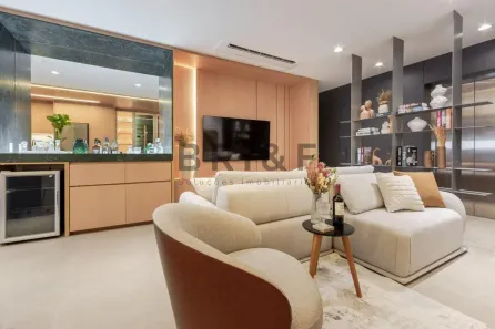 Apartamento com 2 Quartos para alugar, 105m² no Jardim das Acácias, São Paulo