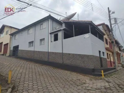 Sobrado com 3 Quartos à venda, 180m² no Parque Senhor do Bonfim, Taubaté