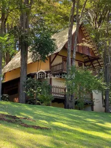 Fazenda/Sítio com 5 Quartos à venda, 17000m² no Centro, Goianira