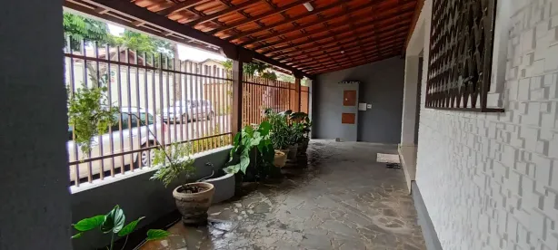 Casa com 4 Quartos à venda, 300m² no Planalto, Belo Horizonte