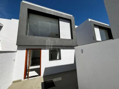 Casa com 2 Quartos à venda, 85m² no Peró, Cabo Frio