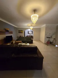 Casa com 3 Quartos à venda, 220m² no Jardim Oriente, Valparaíso de Goiás