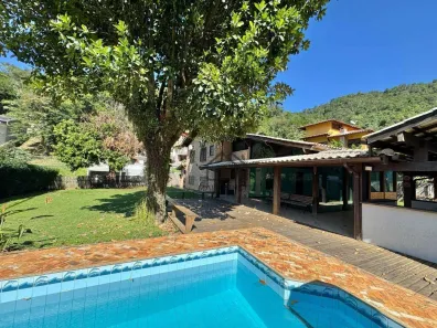Casa de Condomínio com 4 Quartos à venda, 350m² no Serra Grande, Niterói