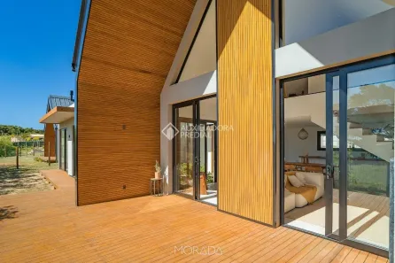 Casa de Condomínio com 3 Quartos à venda, 233m² no Loteamento Praia de Ibiraquera, Imbituba