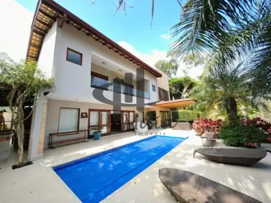 Sobrado com 4 Quartos à venda, 400m² no Vila Veloso, Carapicuíba