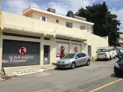 Sobrado com 3 Quartos à venda, 270m² no Jardim Novo Horizonte, Carapicuíba