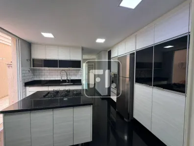 Casa de Condomínio com 4 Quartos para alugar, 477m² no Alphaville, Santana de Parnaíba