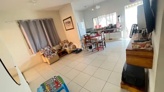 Casa de Condomínio com 3 Quartos à venda, 75m² no Jardim Guanabara II, Goiânia