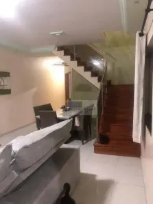 Sobrado com 4 Quartos à venda, 220m² no Jardim Maria Augusta, Taubaté