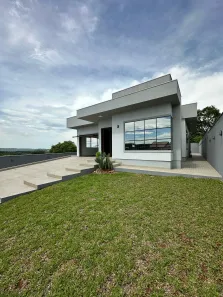 Casa com 2 Quartos à venda, 200m² no Pinheirinho, Criciúma