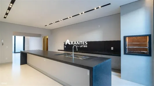 Casa com 3 Quartos à venda, 120m² no Jardim Europa, Uberlândia