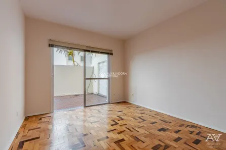 Sala Comercial à venda, 23m² no Passo da Areia, Porto Alegre