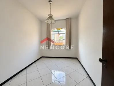 Casa com 3 Quartos à venda, 206m² no Vila Santa Cruz, Sabará