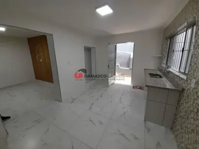 Casa com 2 Quartos para alugar, 40m² no Olímpico, São Caetano do Sul