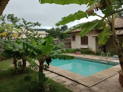 Casa com 3 Quartos à venda, 10m² no Camboinhas, Niterói