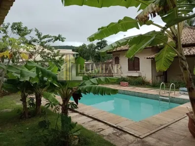 Casa com 3 Quartos à venda, 700m² no Camboinhas, Niterói