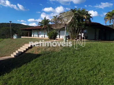 Fazenda/Sítio com 5 Quartos à venda, 190m² no , Onça de Pitangui