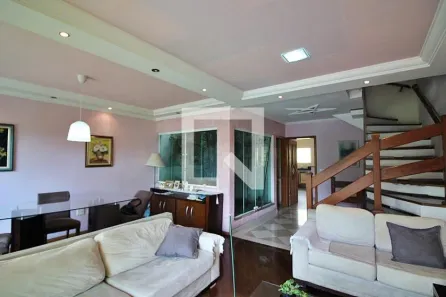 Casa com 3 Quartos à venda, 230m² no Nova Petrópolis, São Bernardo do Campo