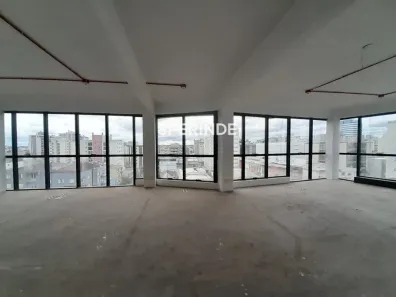 Sala Comercial para alugar, 516m² no São Pelegrino, Caxias do Sul