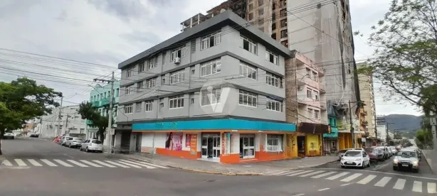 Sala Comercial com 6 Quartos à venda, 170m² no Centro, Santa Maria