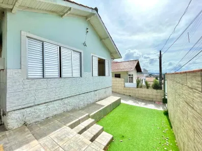 Casa com 3 Quartos para alugar, 190m² no Bela Vista, São José