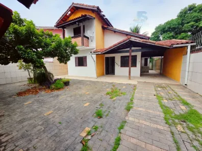 Casa com 4 Quartos para venda ou aluguel, 360m² no Centro, Bertioga