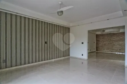 Sobrado com 3 Quartos para alugar, 211m² no Vila Boaçava, São Paulo
