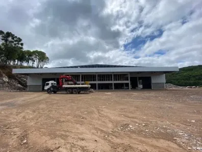 Galpão/Depósito/Armazém para alugar, 3900m² no Ana Rech, Caxias do Sul