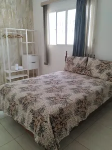 Casa com 3 Quartos para alugar, 270m² no Vila São Roque, Lorena