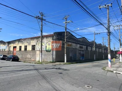 Galpão/Depósito/Armazém para alugar, 2097m² no Monção, Taubaté