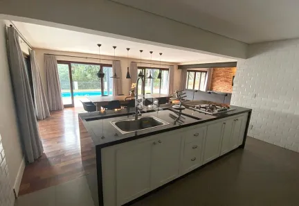 Casa de Condomínio com 4 Quartos à venda, 458m² no Rio Abaixo, Mairiporã