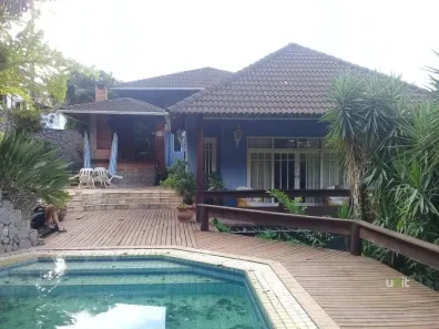 Casa de Condomínio com 3 Quartos à venda, 2100m² no Engenho do Mato, Niterói