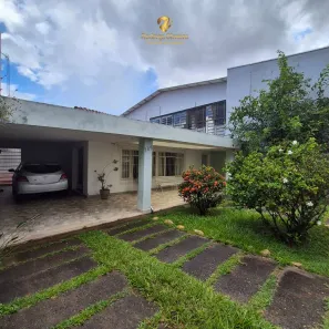 Casa com 3 Quartos à venda, 360m² no Vila Adyana, São José dos Campos