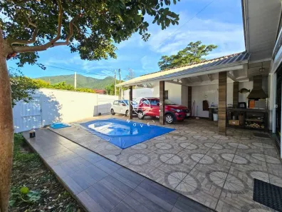 Casa com 3 Quartos à venda, 140m² no Enseada do Brito (Ens Brito), Palhoça