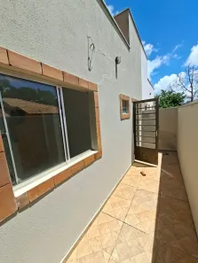 Casa com 2 Quartos para alugar, 54m² no Bairro Seminário, Campo Grande