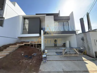 Casa com 3 Quartos à venda, 230m² no Jardim Amália, Volta Redonda