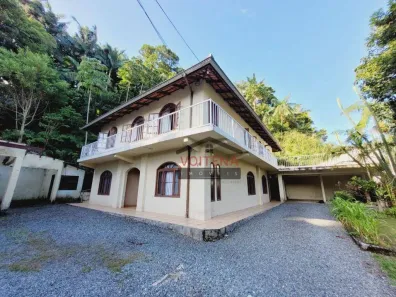 Casa com 4 Quartos à venda, 180m² no América, Joinville
