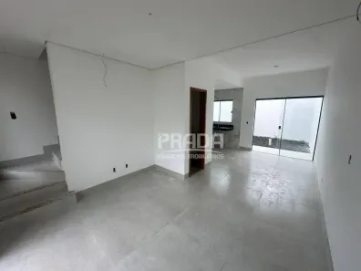 Casa com 2 Quartos à venda, 77m² no Novo Mundo, Uberlândia