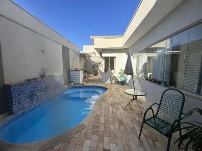 Casa de Condomínio com 3 Quartos à venda, 212m² no Parque Residencial Carandá, Presidente Prudente