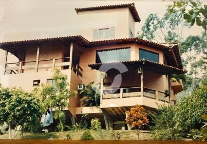 Casa de Condomínio com 4 Quartos à venda, 300m² no Piratininga, Niterói