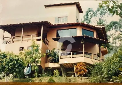 Casa de Condomínio com 4 Quartos à venda, 300m² no Piratininga, Niterói