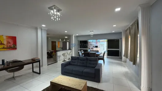 Casa com 4 Quartos à venda, 194m² no Flórida, Praia Grande