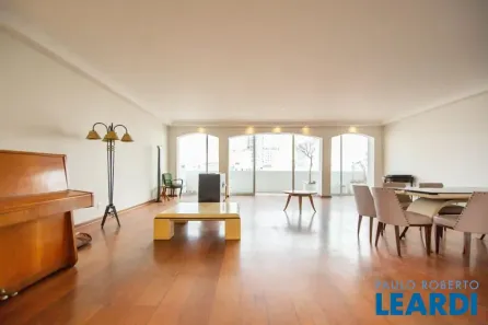 Apartamento com 3 Quartos à venda, 268m² no Santa Cecília, São Paulo
