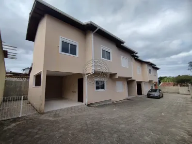 Casa com 2 Quartos para alugar, 90m² no Campeche, Florianópolis