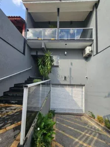 Sobrado com 3 Quartos à venda, 172m² no Vila Curuçá, São Paulo