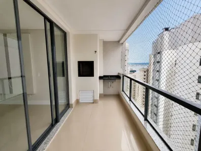 Apartamento com 3 Quartos para alugar, 112m² no Agronômica, Florianópolis