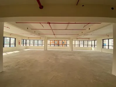 Sala Comercial para alugar, 211m² no Tabajaras, Uberlândia